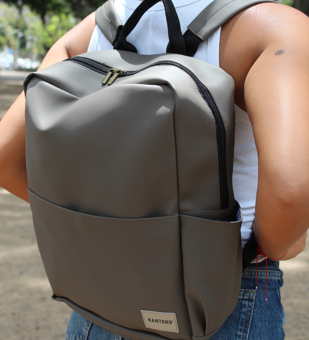 תיק גב וייז חום בהיר