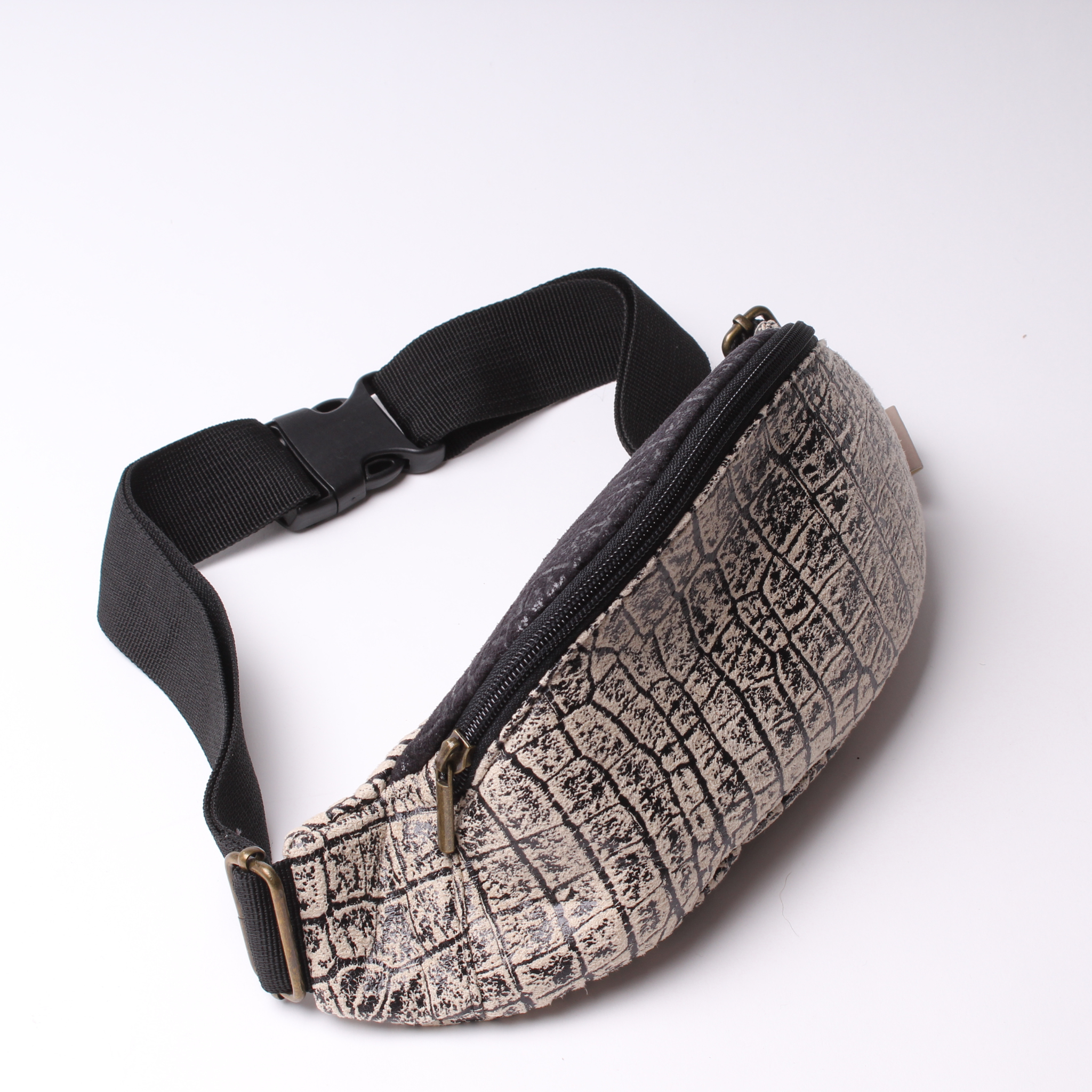 פאוץ׳ קלאסי מיקס תנין