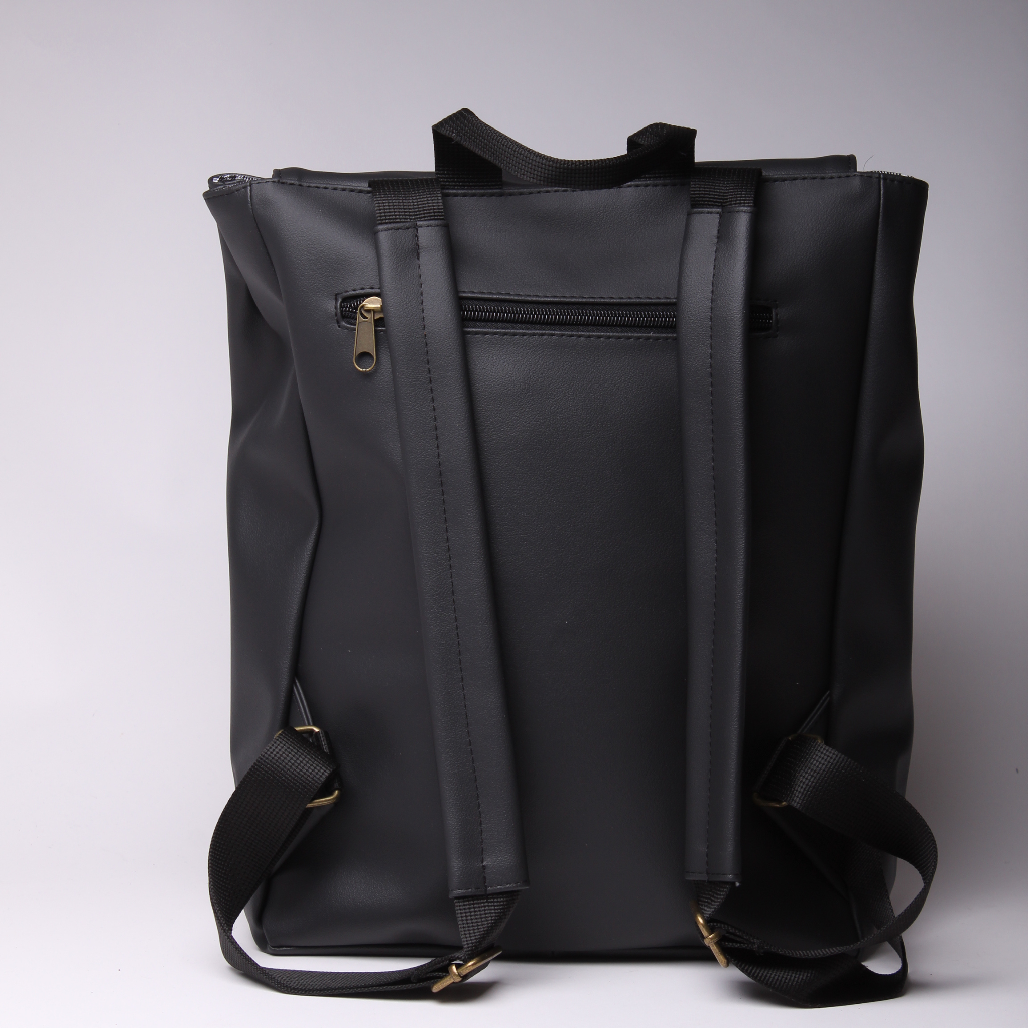 אקספרט פלוס הדפס תנין ושחור