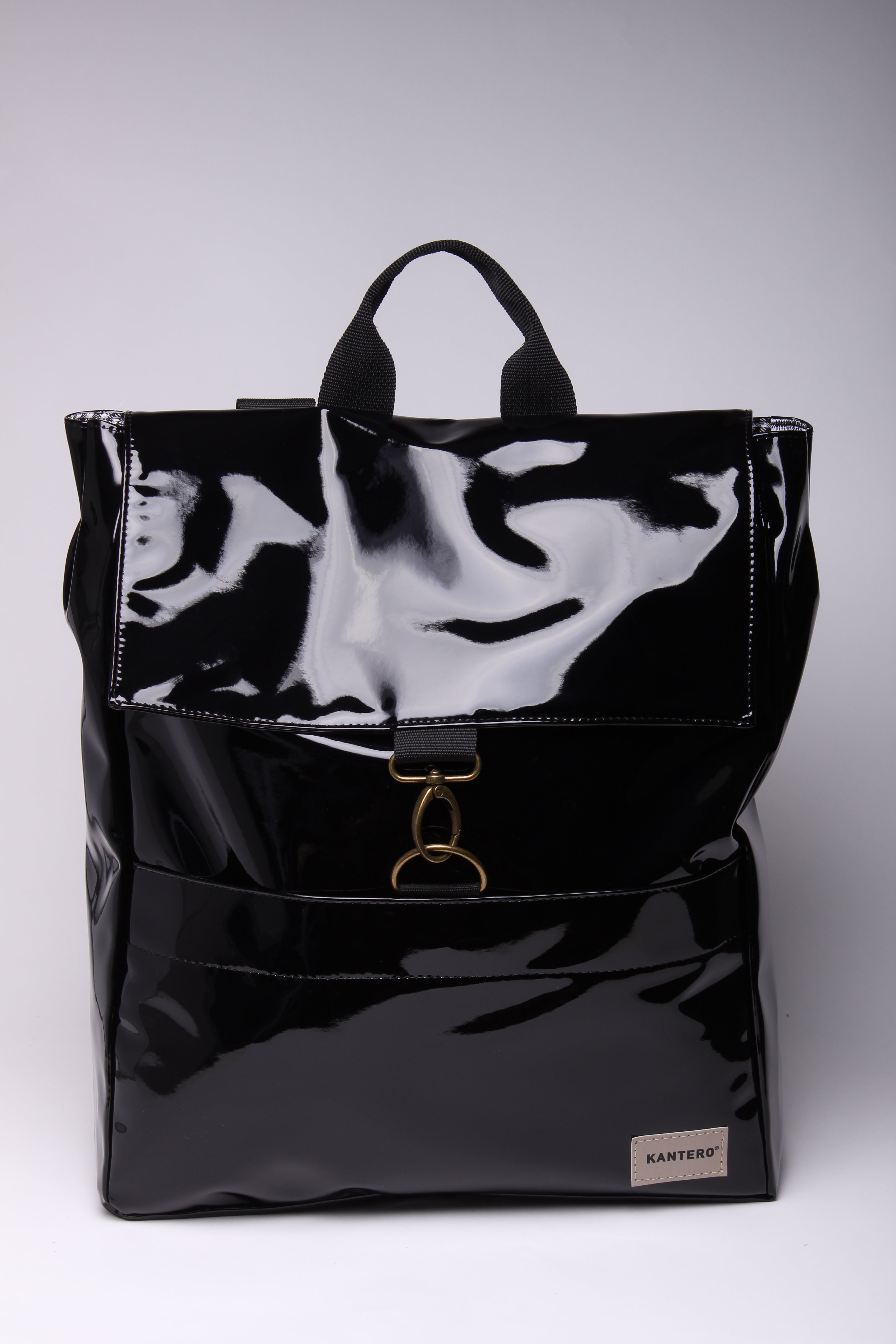 אקספרט פלוס שחור לקה