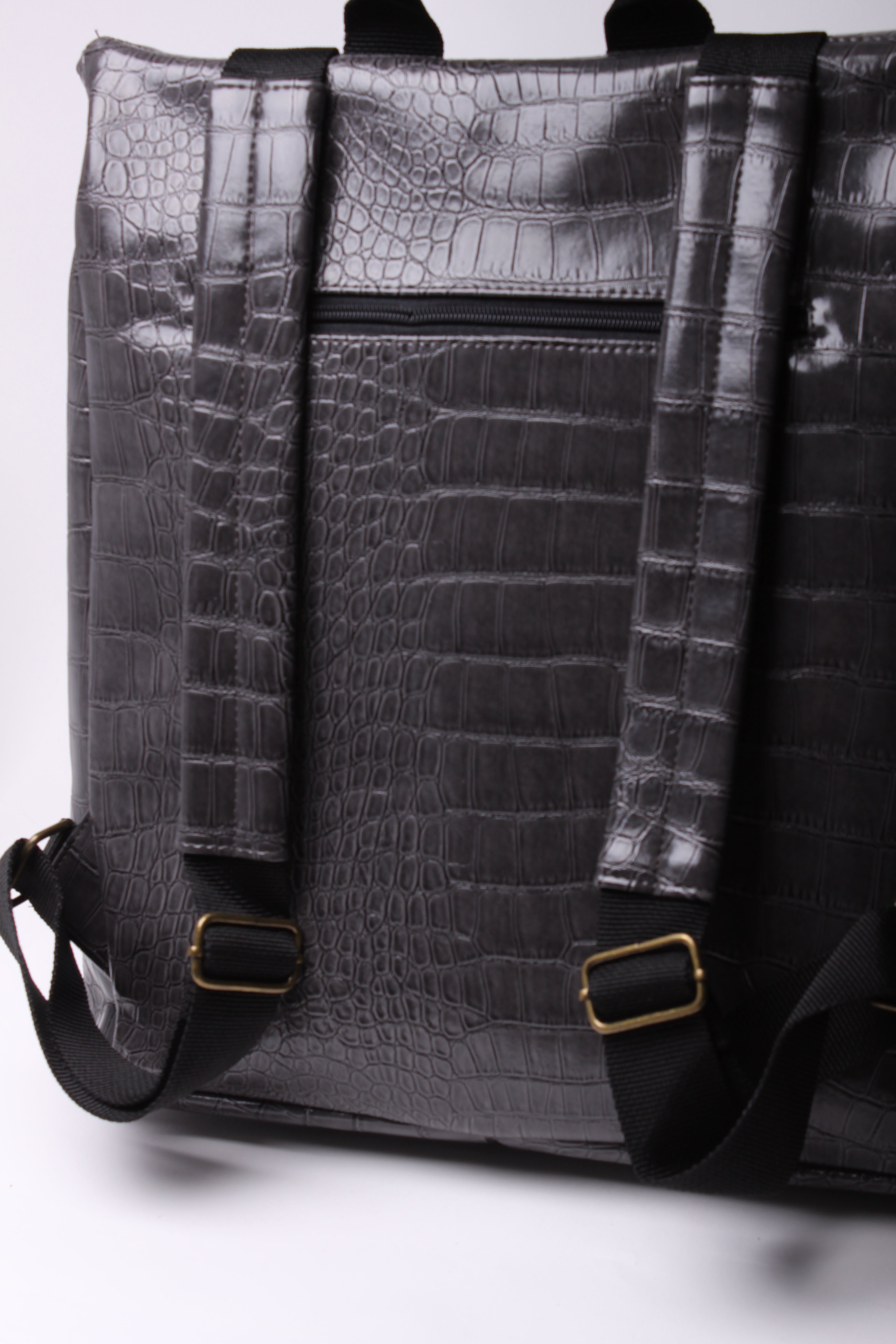 אקספרט פלוס קרוקו אפור מבריק