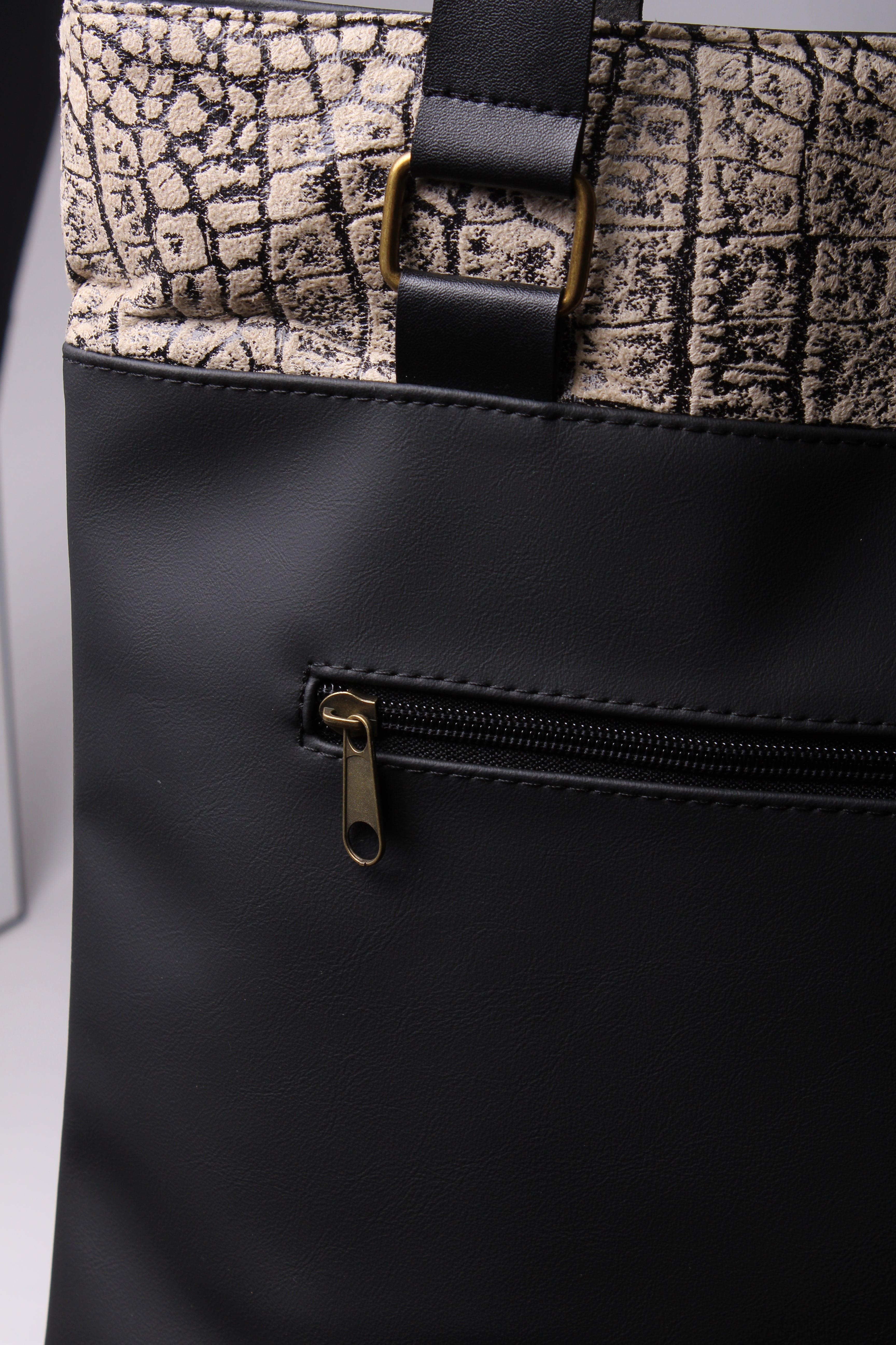 תיק כתף הדפס תנין ושחור