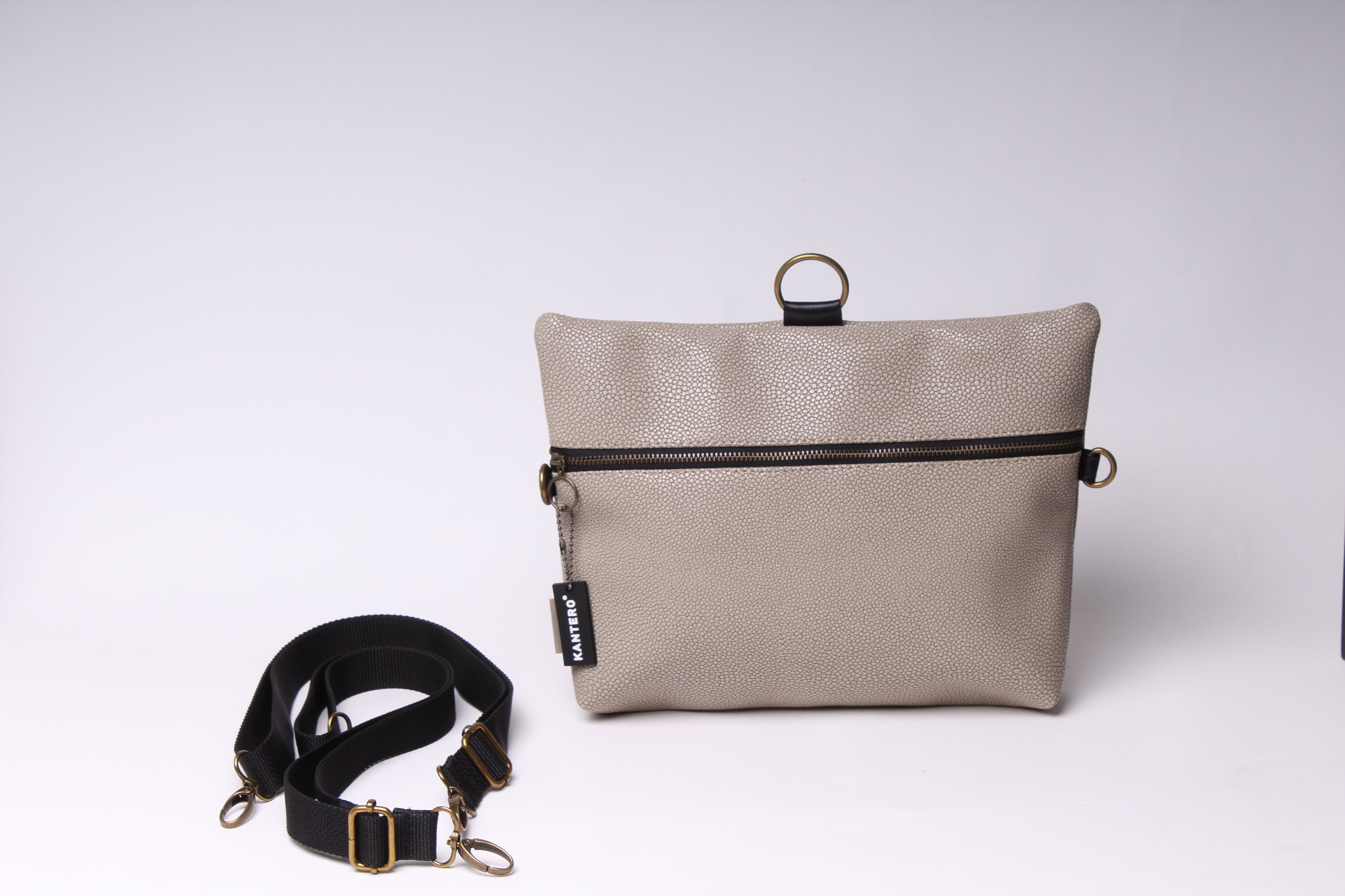 4 ב1 בז' נקודות