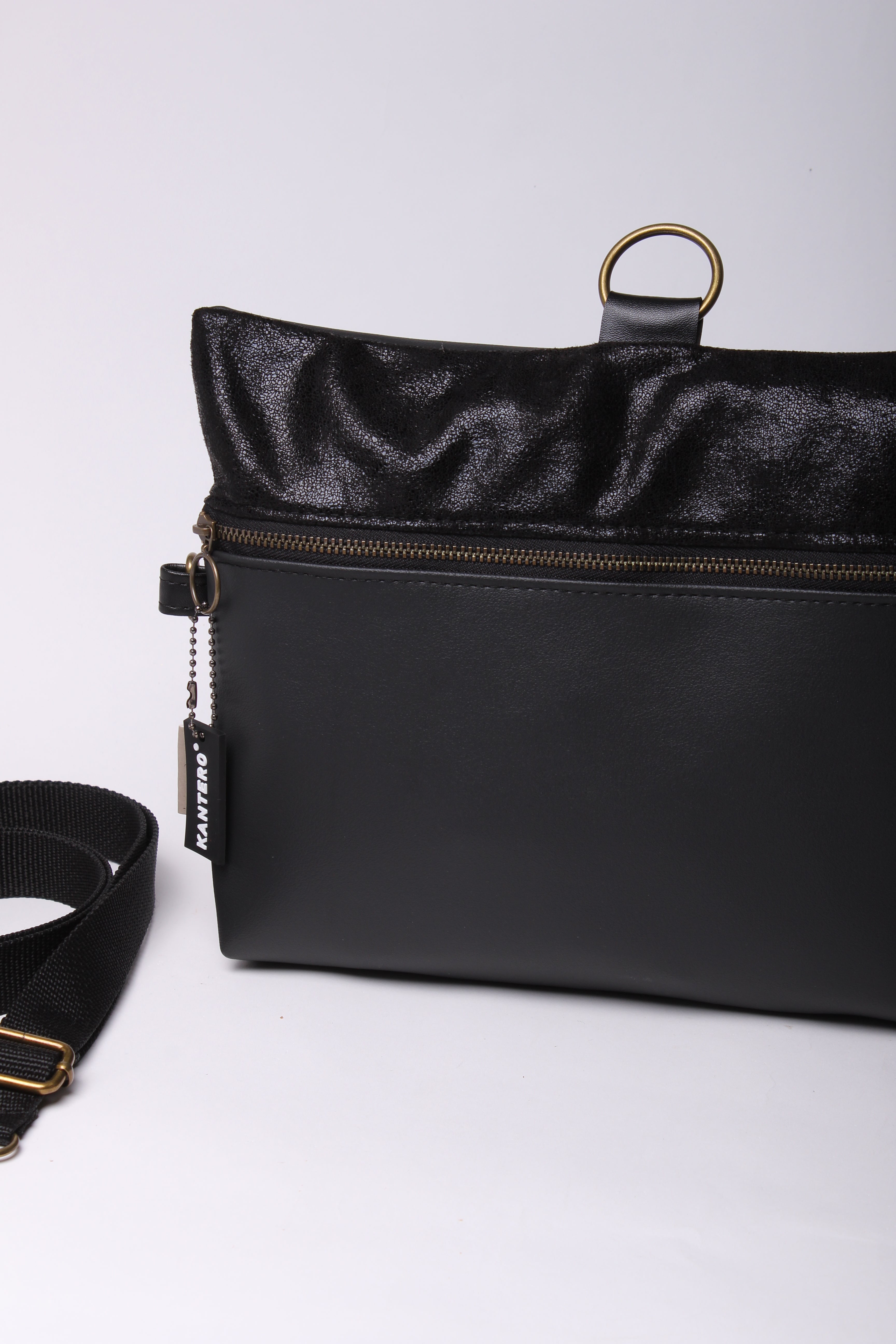 4 ב-1 שחור נצנצים ושחור