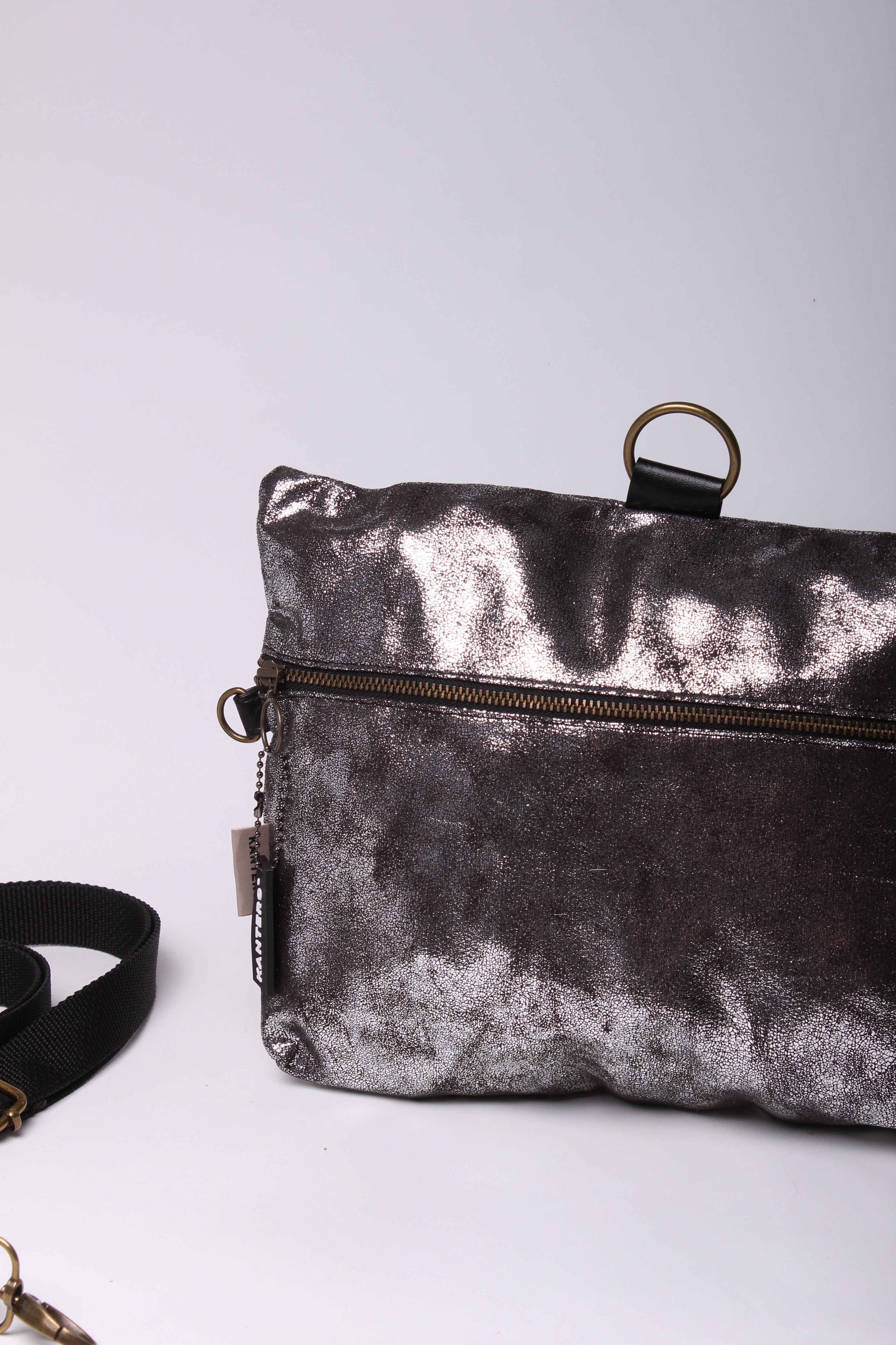 4 ב-1 כסוף משופשף