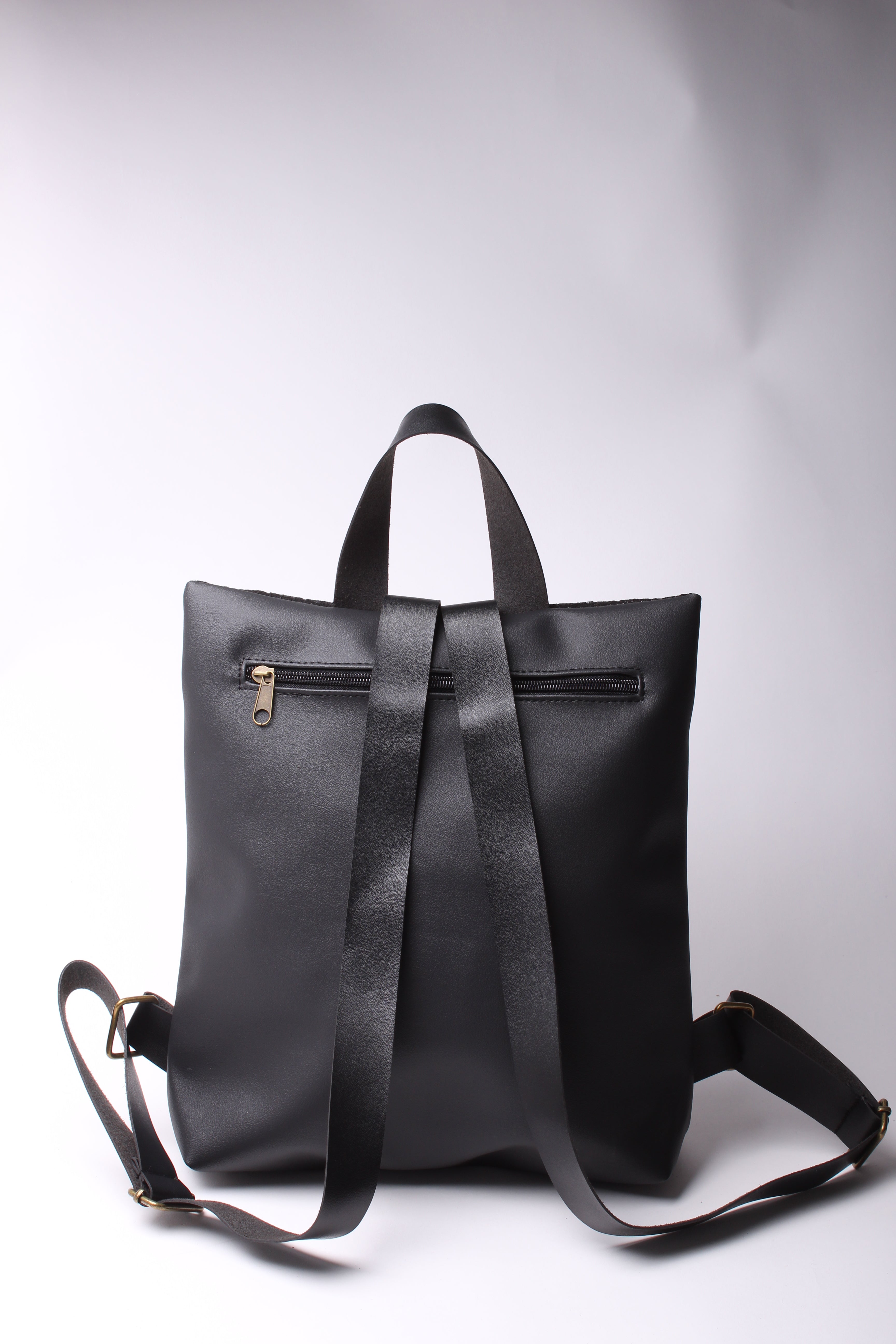 מיני מלבן נצנצים כסוף כהה ושחור