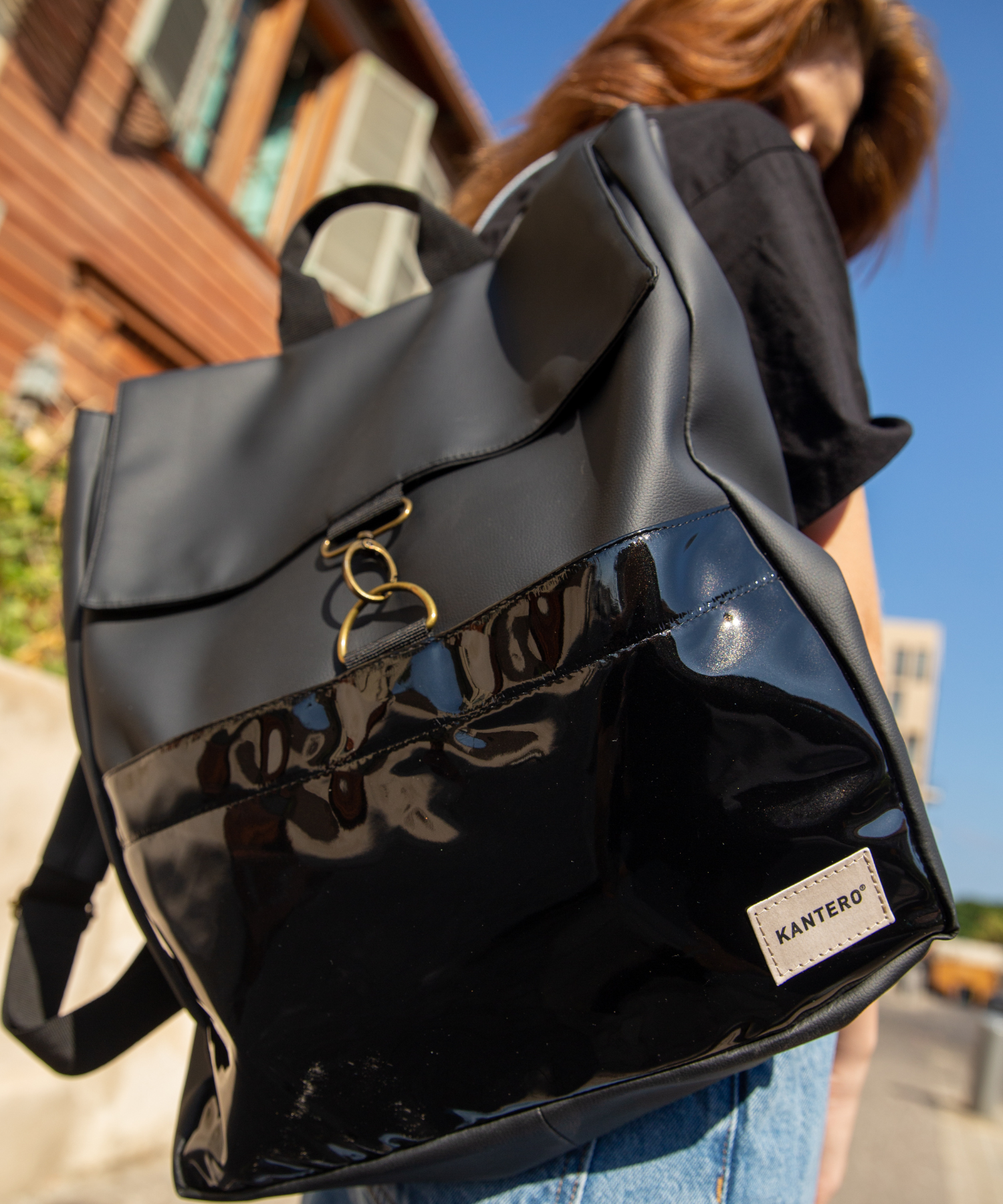 אקספרט פלוס שחור לקה ושחור