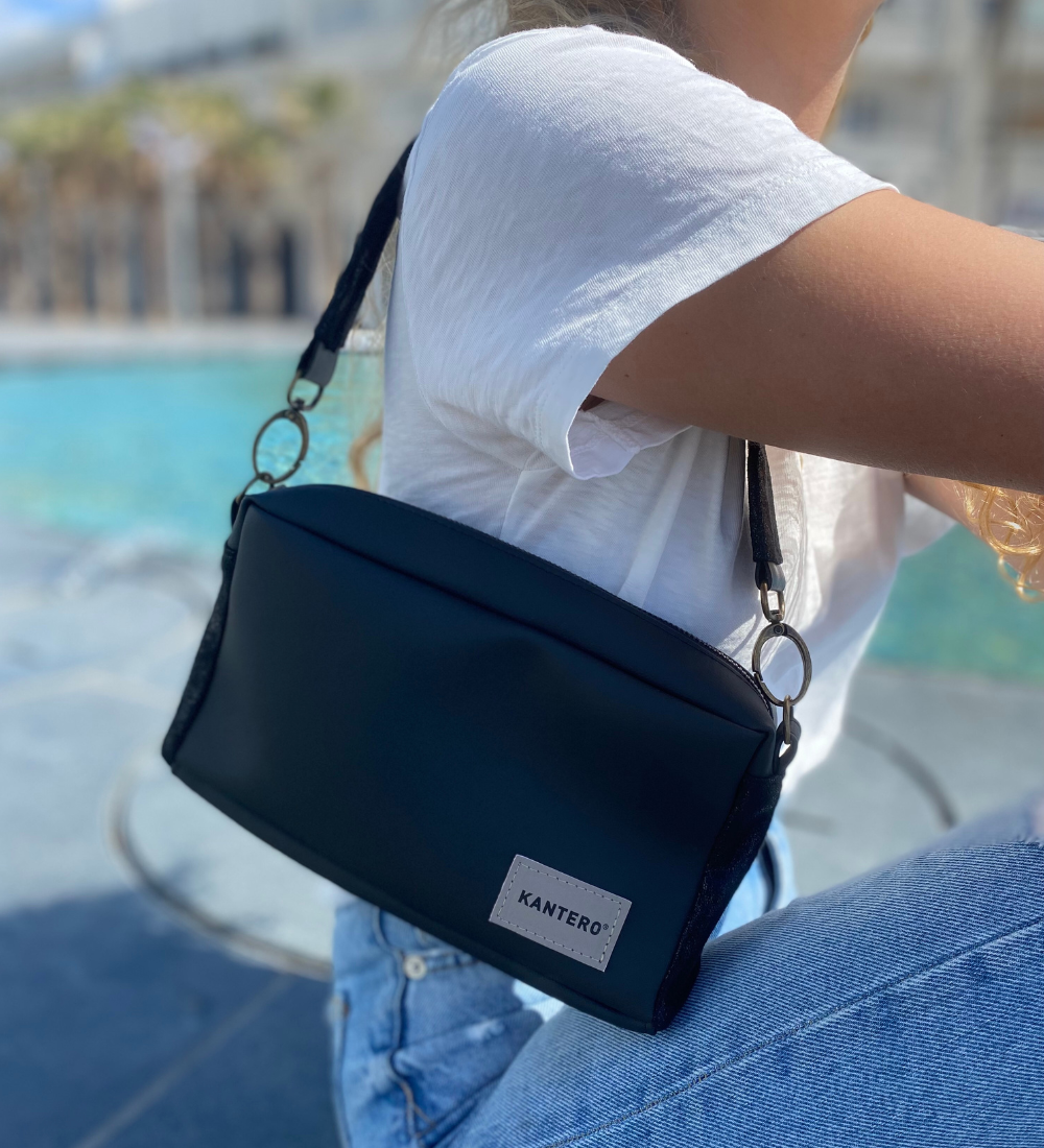 תיק צד קטן EDIT-שחור נצנצים ושחור