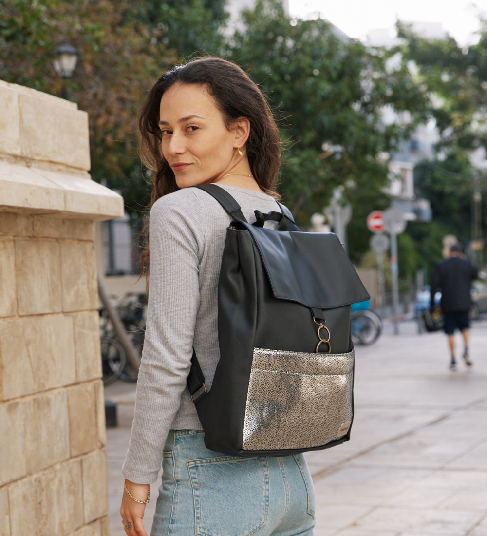 אקספרט פלוס נצנצים כסוף ושחור