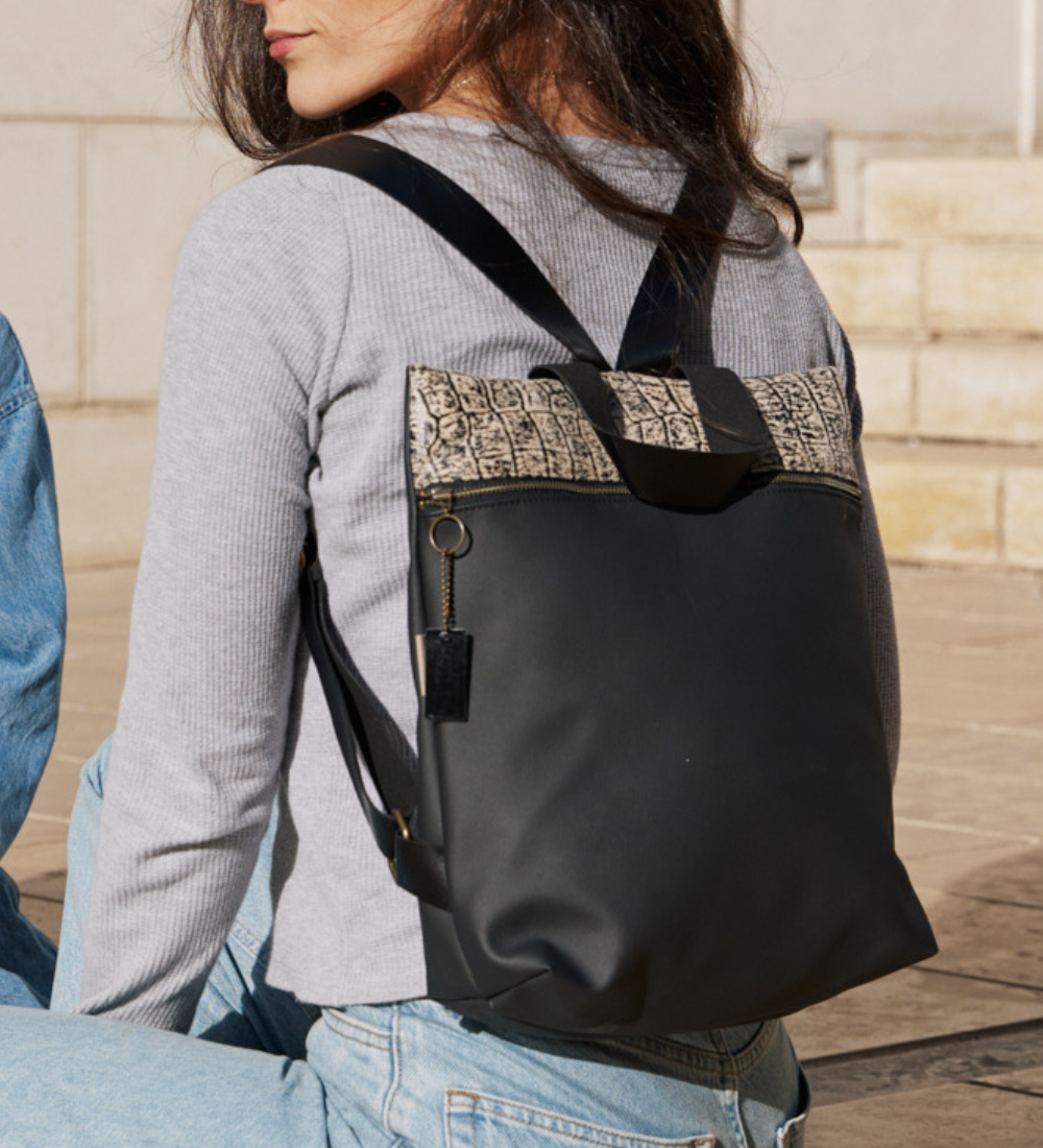 מיני מלבן הדפס תנין ושחור