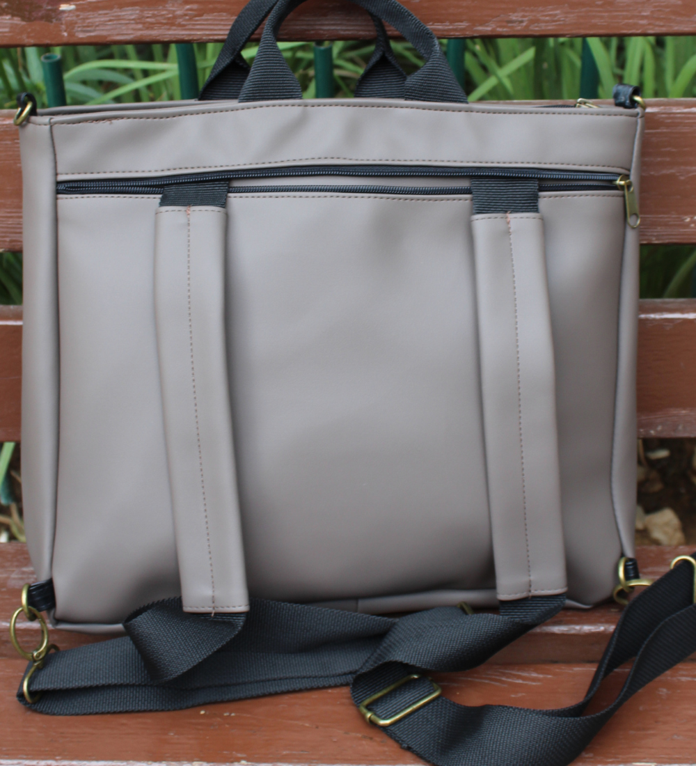 פליפ חום בהיר