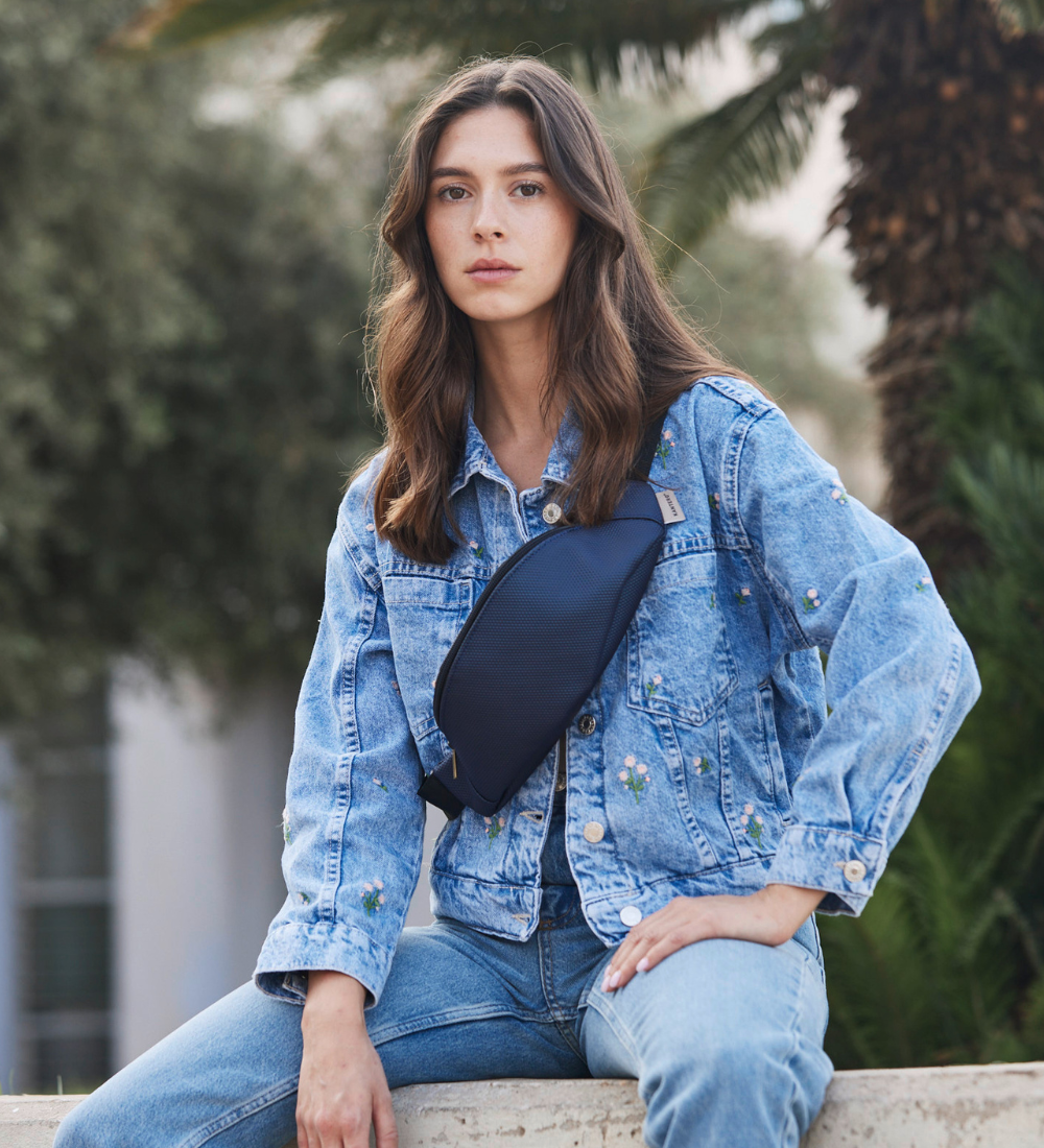 פאוץ׳ קלאסי הולוגרמה