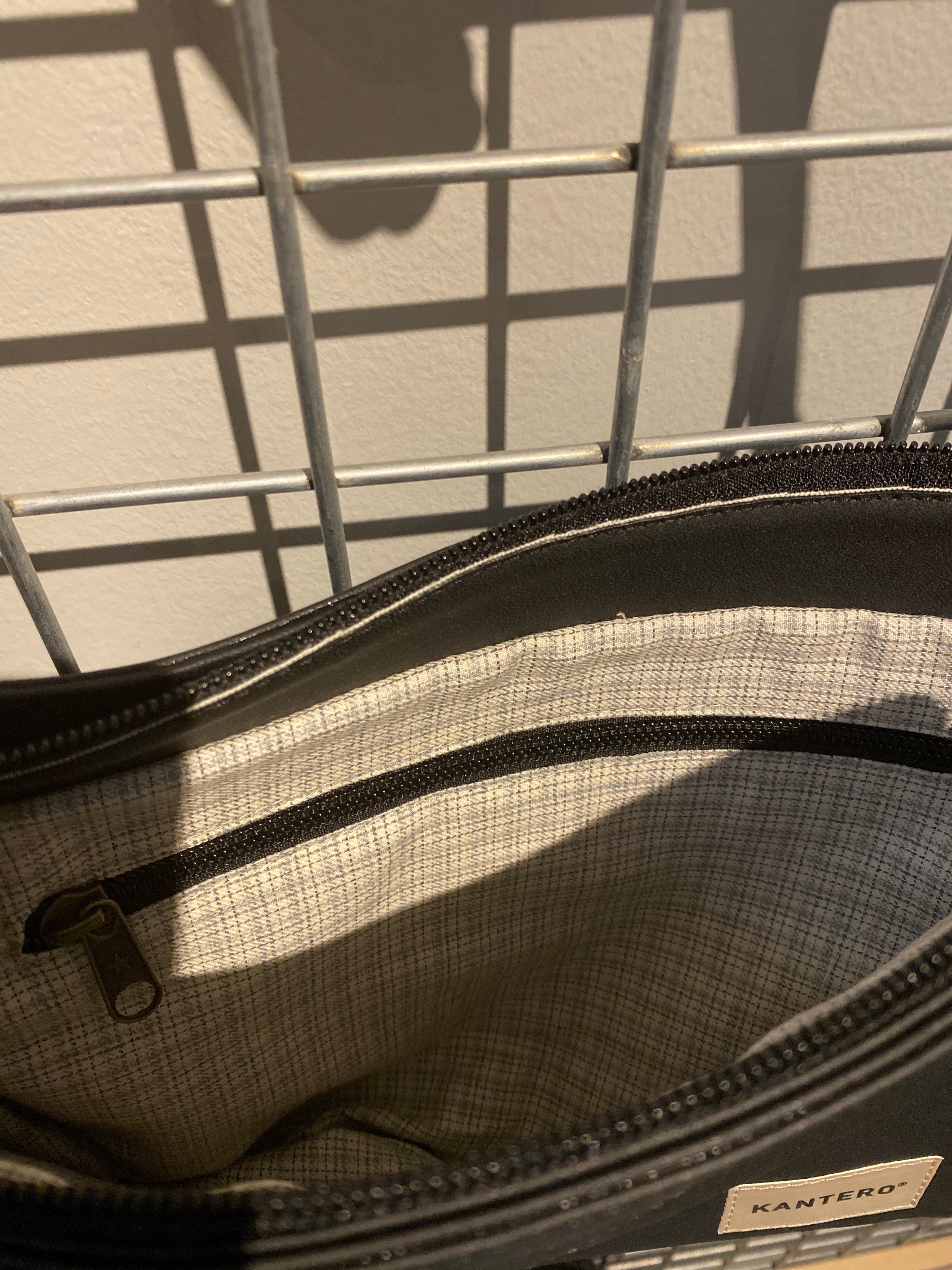 תיק צד SLIDE- שחור מט