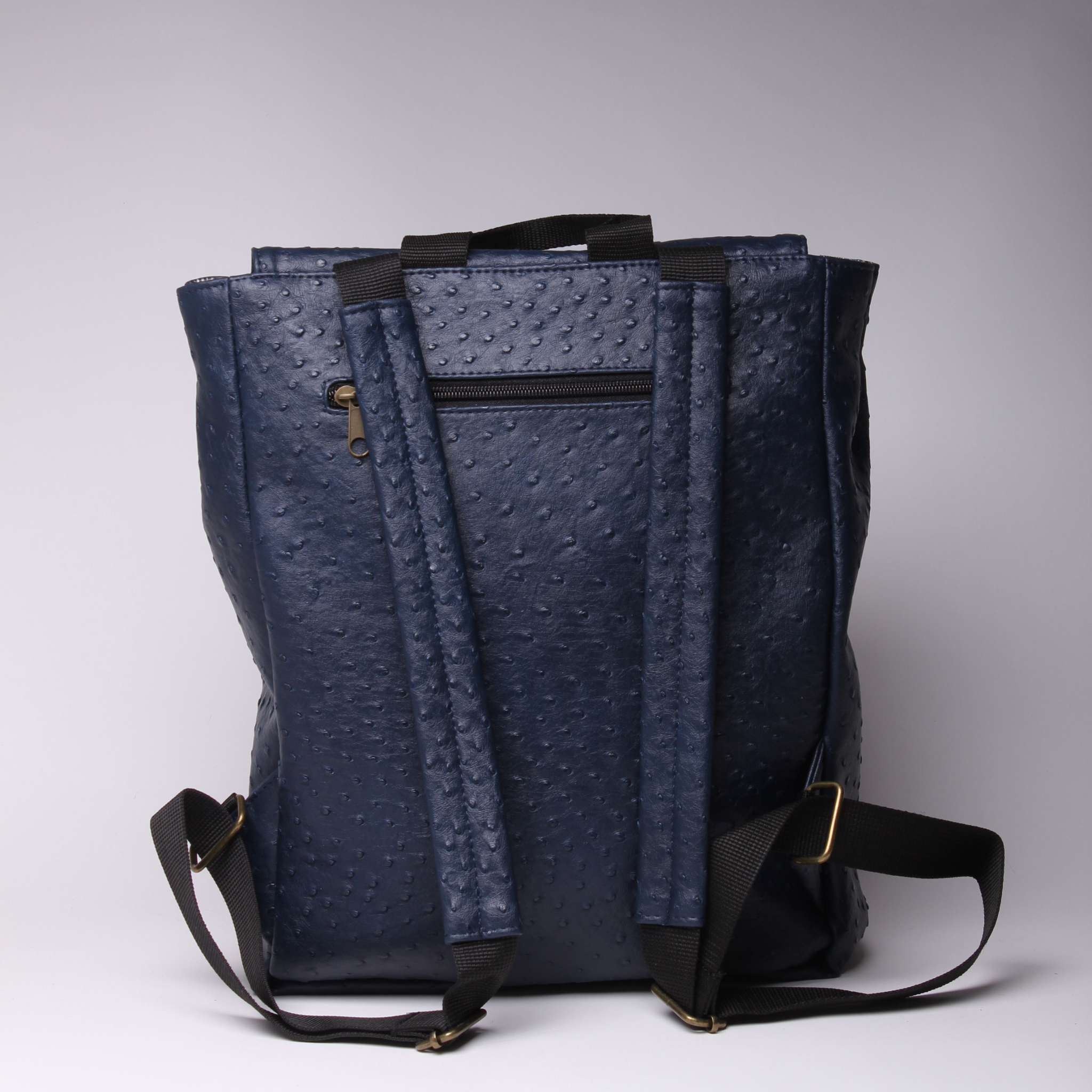 אקספרט כחול כהה נקודות