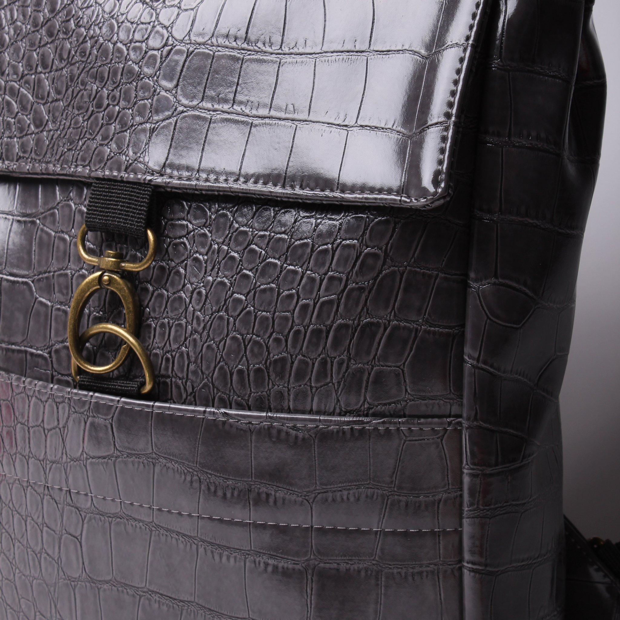 אקספרט קרוקו אפור מבריק