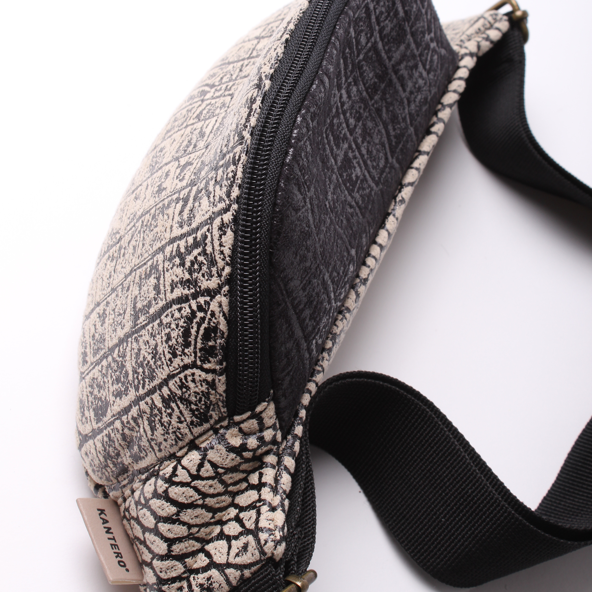 פאוץ׳ קלאסי מיקס תנין