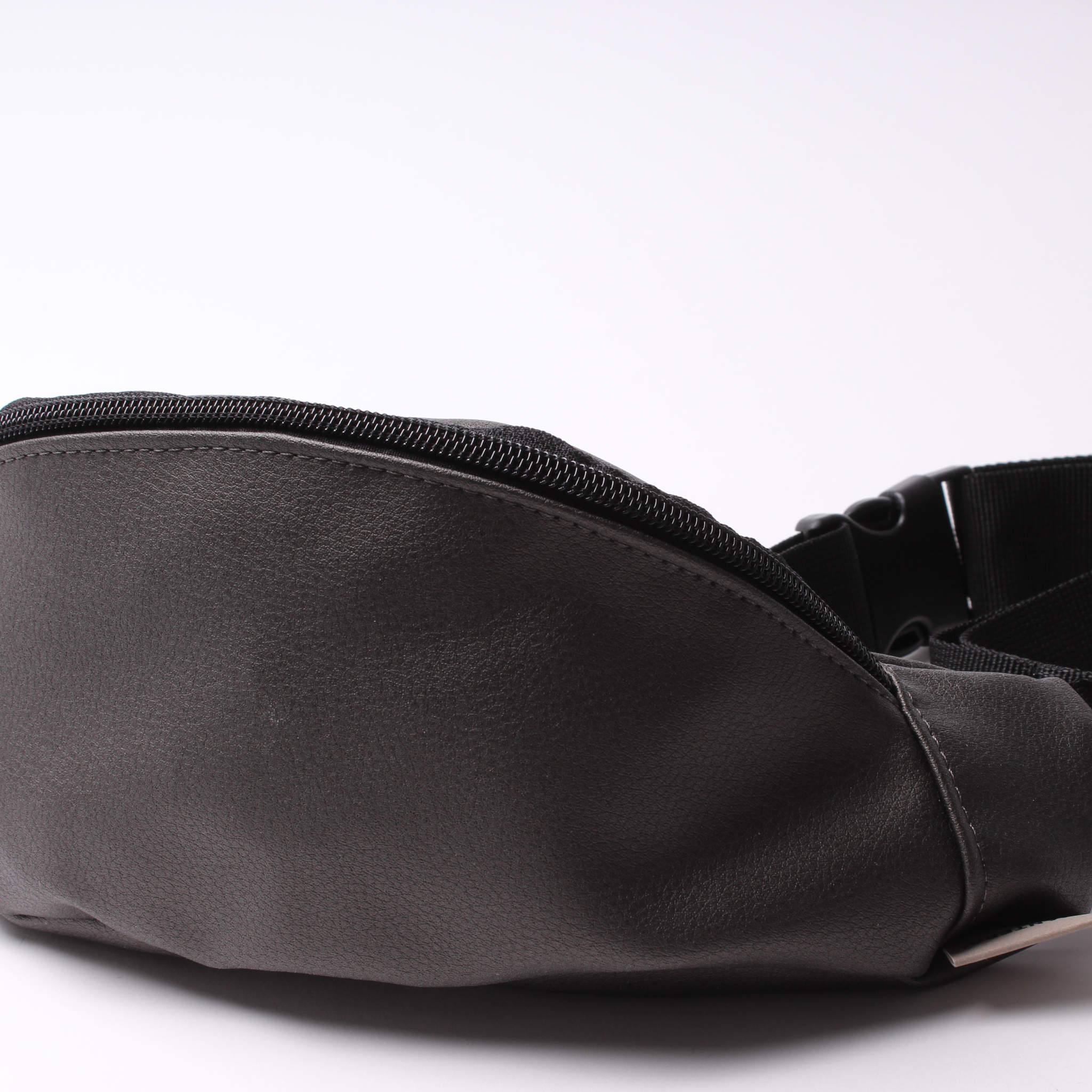 פאוץ׳ קלאסי זהב כהה