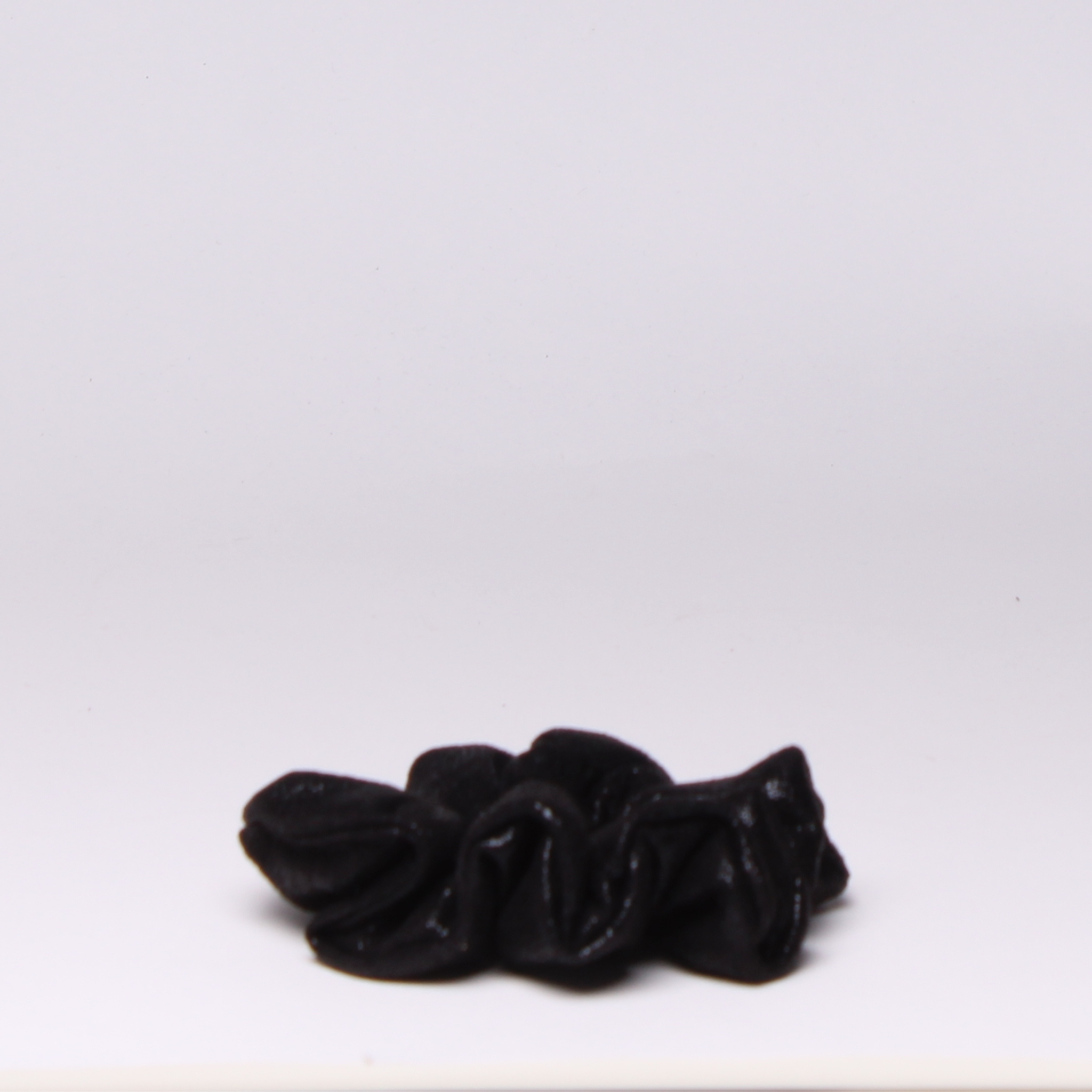 סקראנצ'י שחור נצנצים