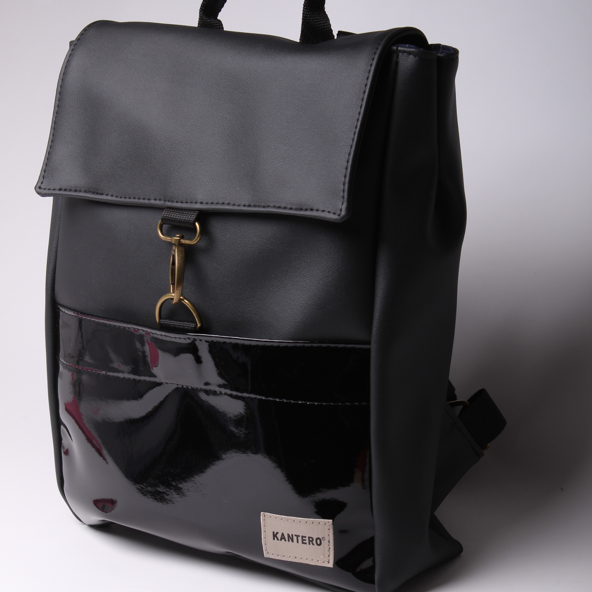 אקספרט  שחור לקה ושחור