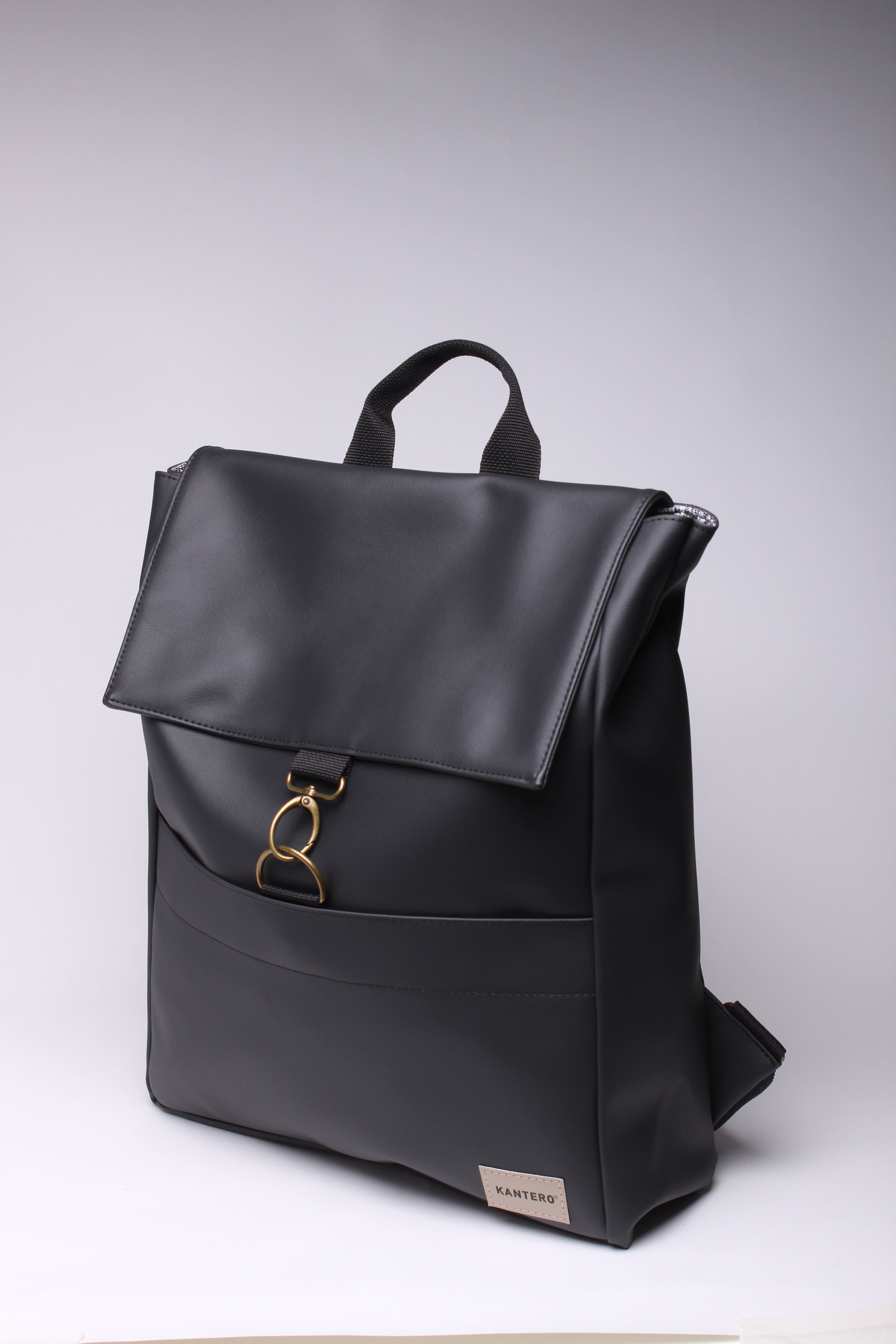 אקספרט פלוס שחור מט