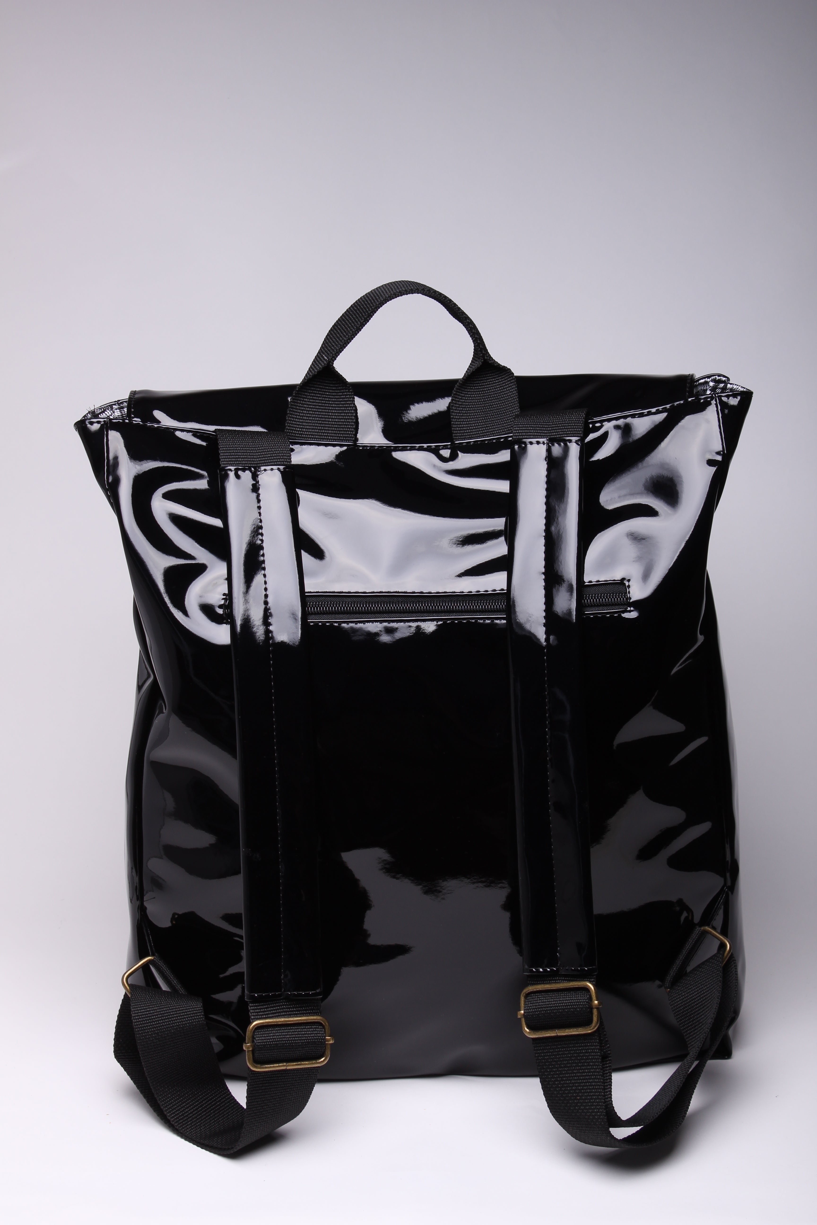 אקספרט פלוס שחור לקה