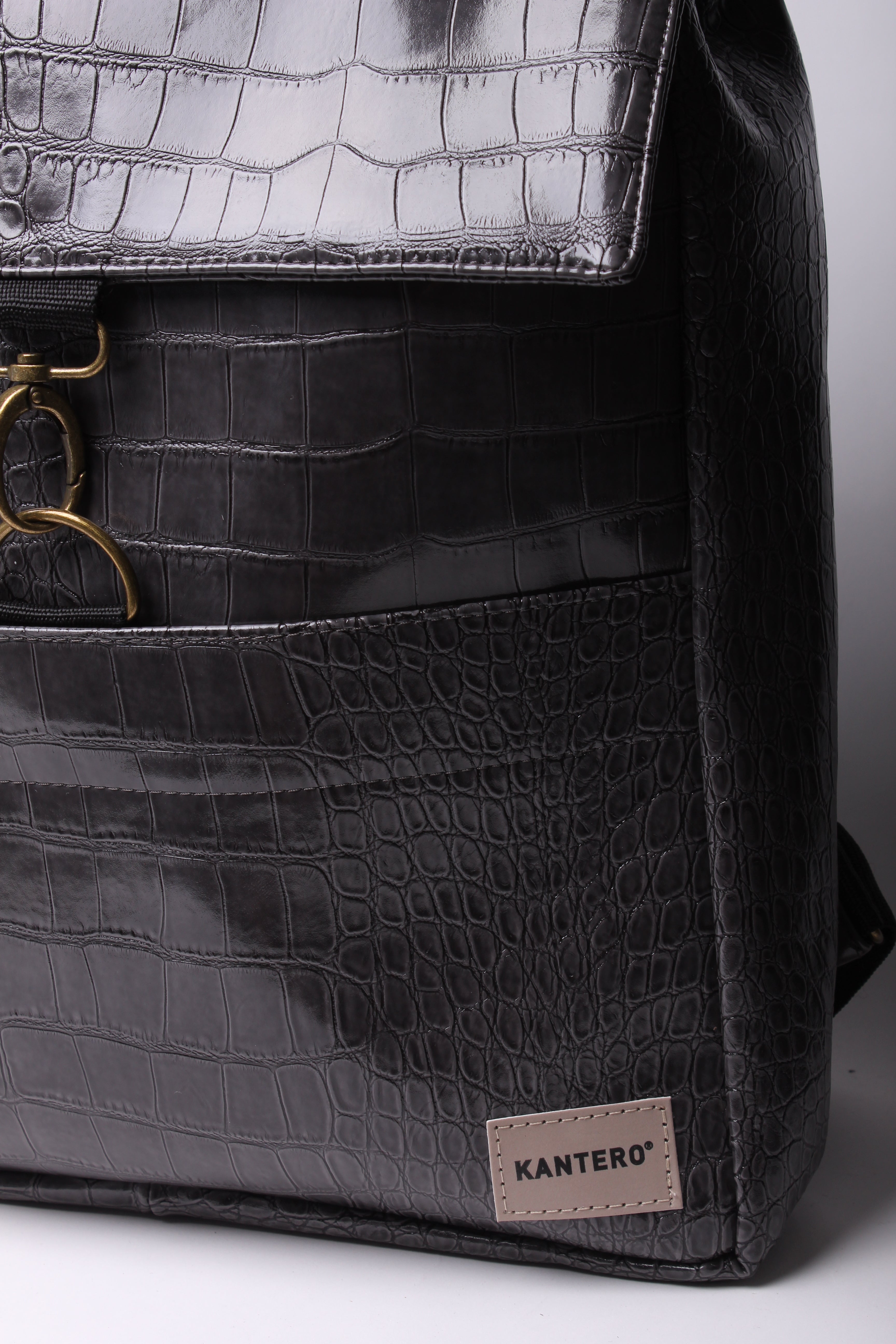 אקספרט פלוס קרוקו אפור מבריק