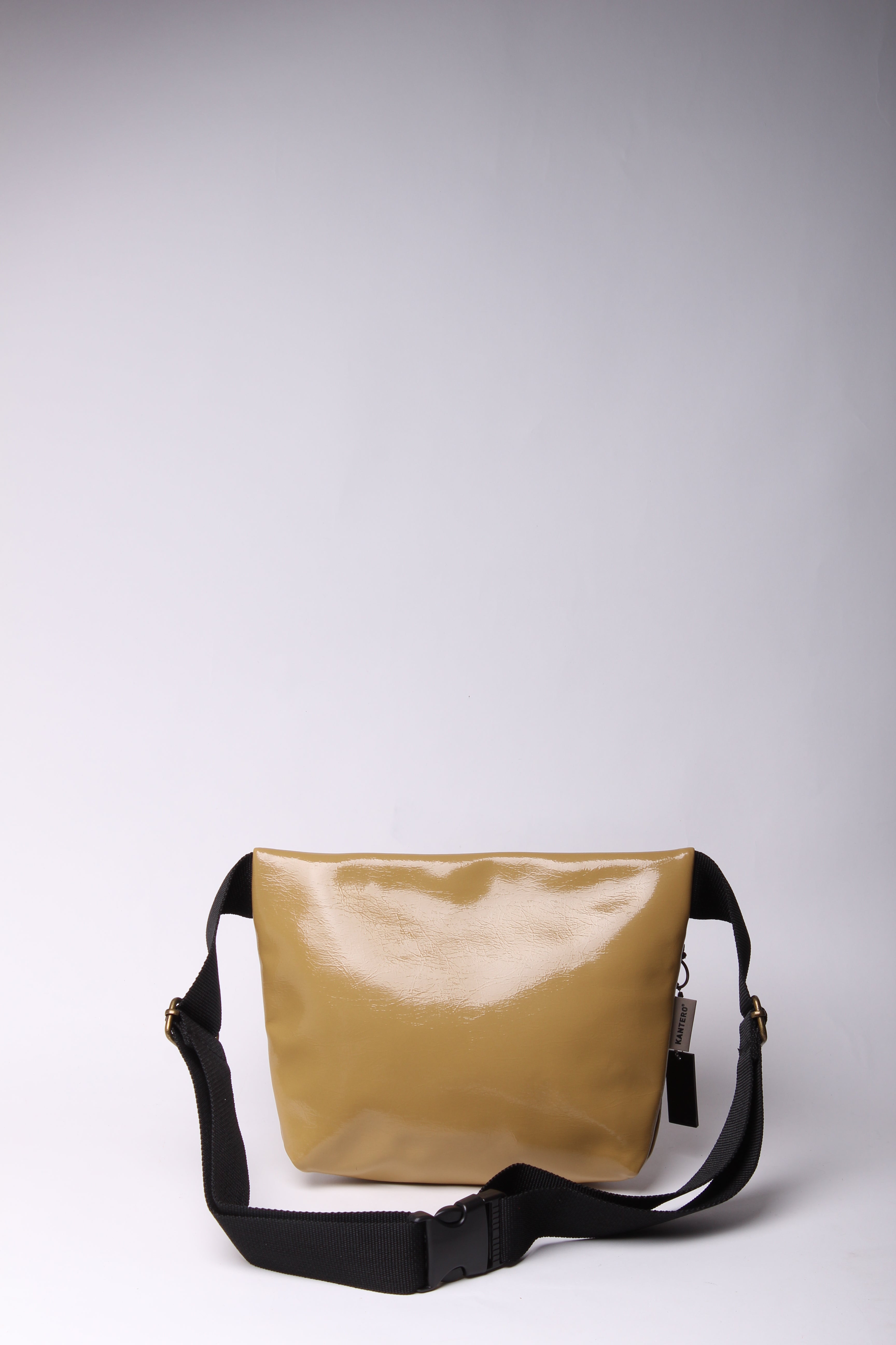 פאוץ' מרובע חרדל לקה