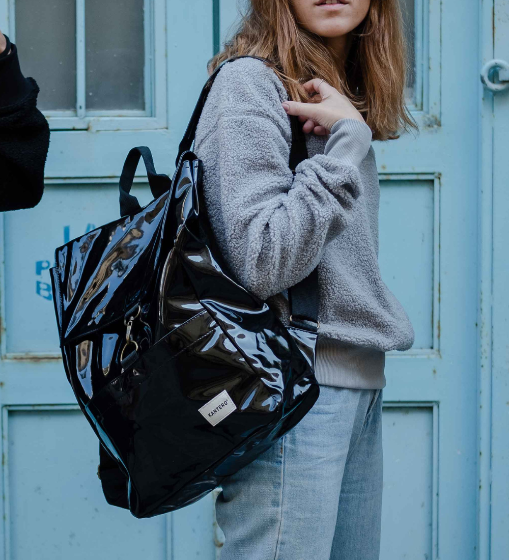 אקספרט פלוס שחור לקה