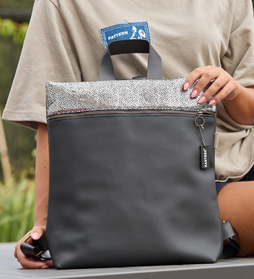 מלבן נצנצים כסוף כהה ושחור