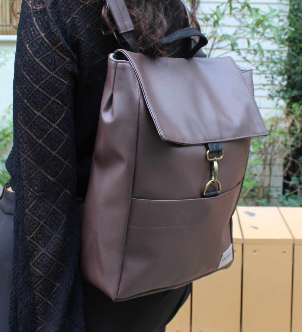 אקספרט חום כהה