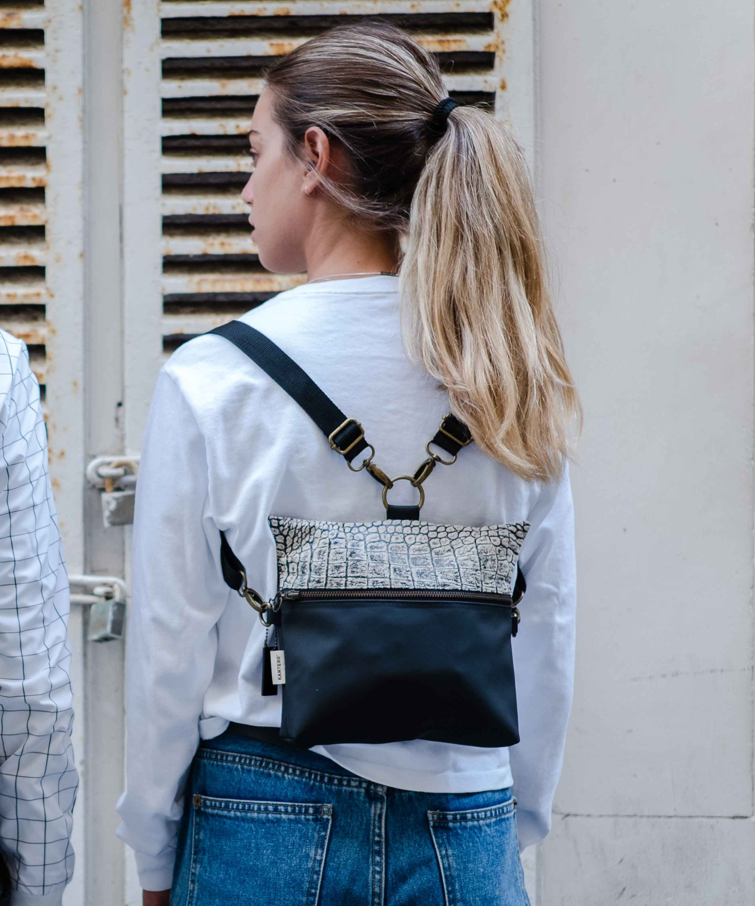 מיני 4 ב-1 הדפס תנין ושחור