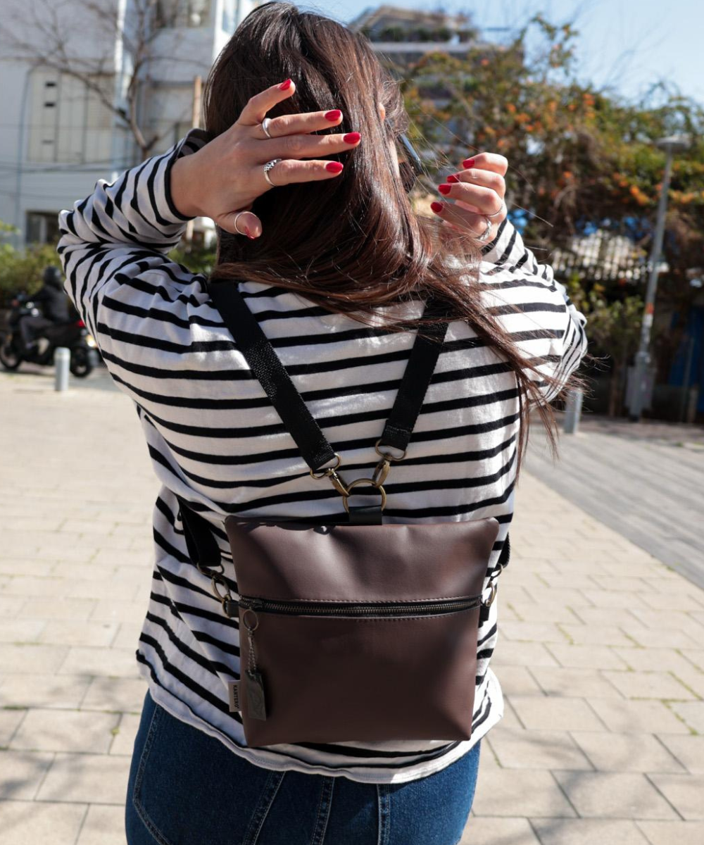 מיני 4 ב-1 חום כהה