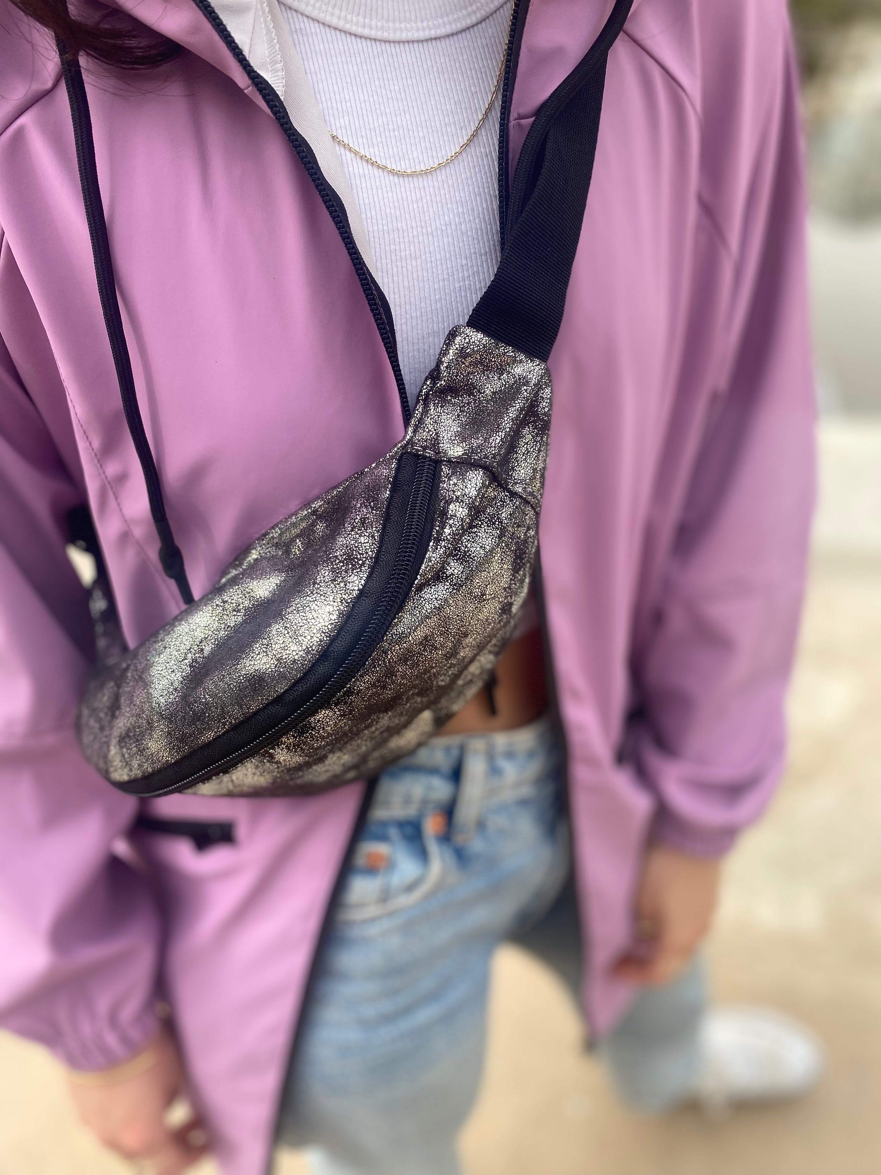 פאוץ' קלאסי כסוף משופשף